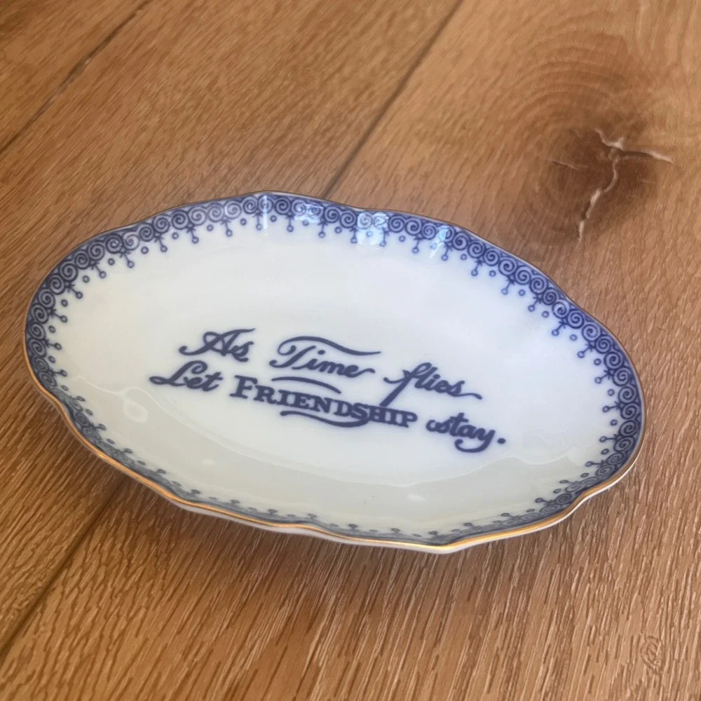 Williamsburg Reserve Porcelain Friendship Trinket Dish Mottahedeh Portugal - Picture 3 of 9